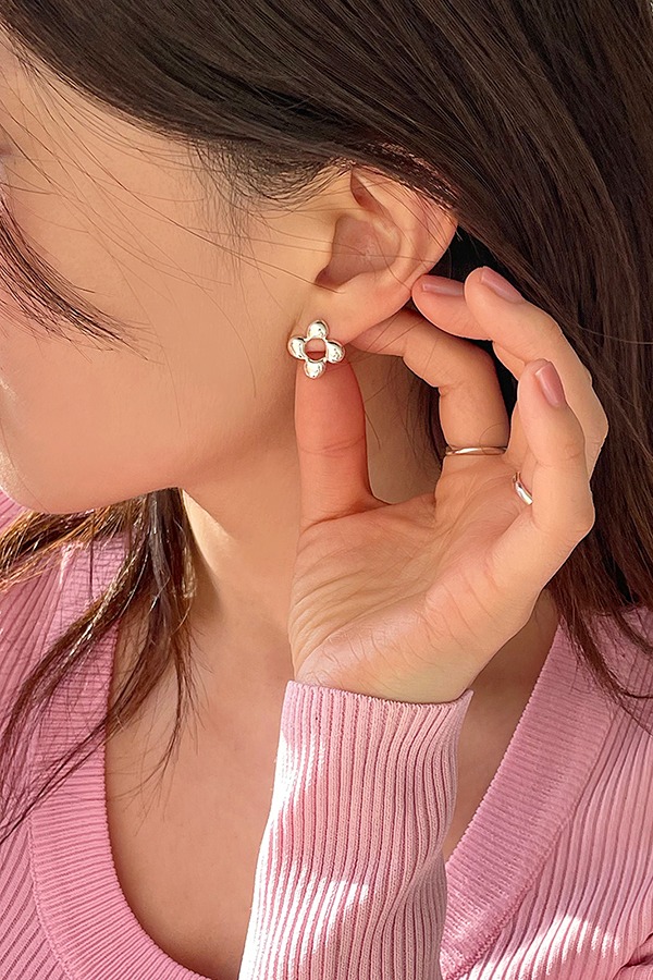 [silver925] pom flower earring